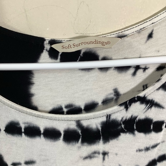 Soft Surroundings Monochrome Tie-Dye Top Tunic - Picture 3 of 4